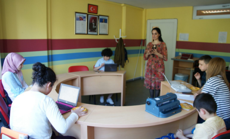 Parıltılı Hikâyeler etkinliği görüntüsü.