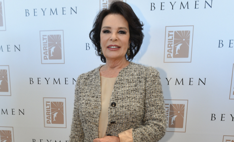 Parıltı Oda Kokusu Lansmanı sırasında davetlilerin ürün hakkında bilgi aldığı tanıtım sahnesi.