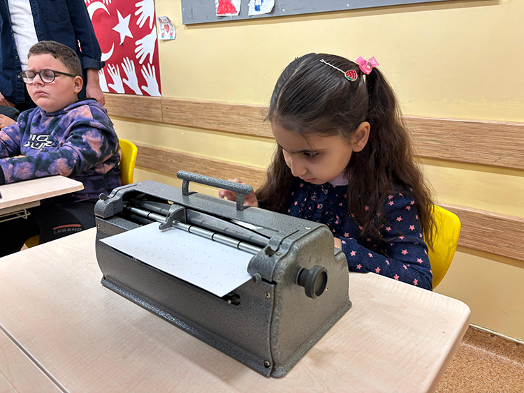 Ailelerin Sık Sorduğu Sorular: Okul, Kaynaştırma, Rehberlik ve Haklar